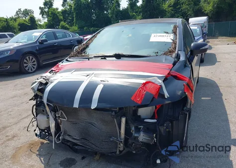 2009 Honda Civic Hybrid Hybrid z USA, uszkodzony, nr VIN JHMFA36249S016638